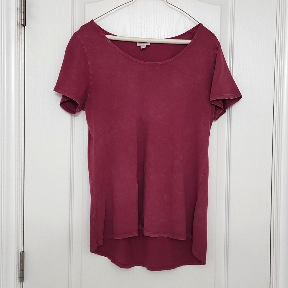 Lularoe stonewashed pink classic tee, sz M